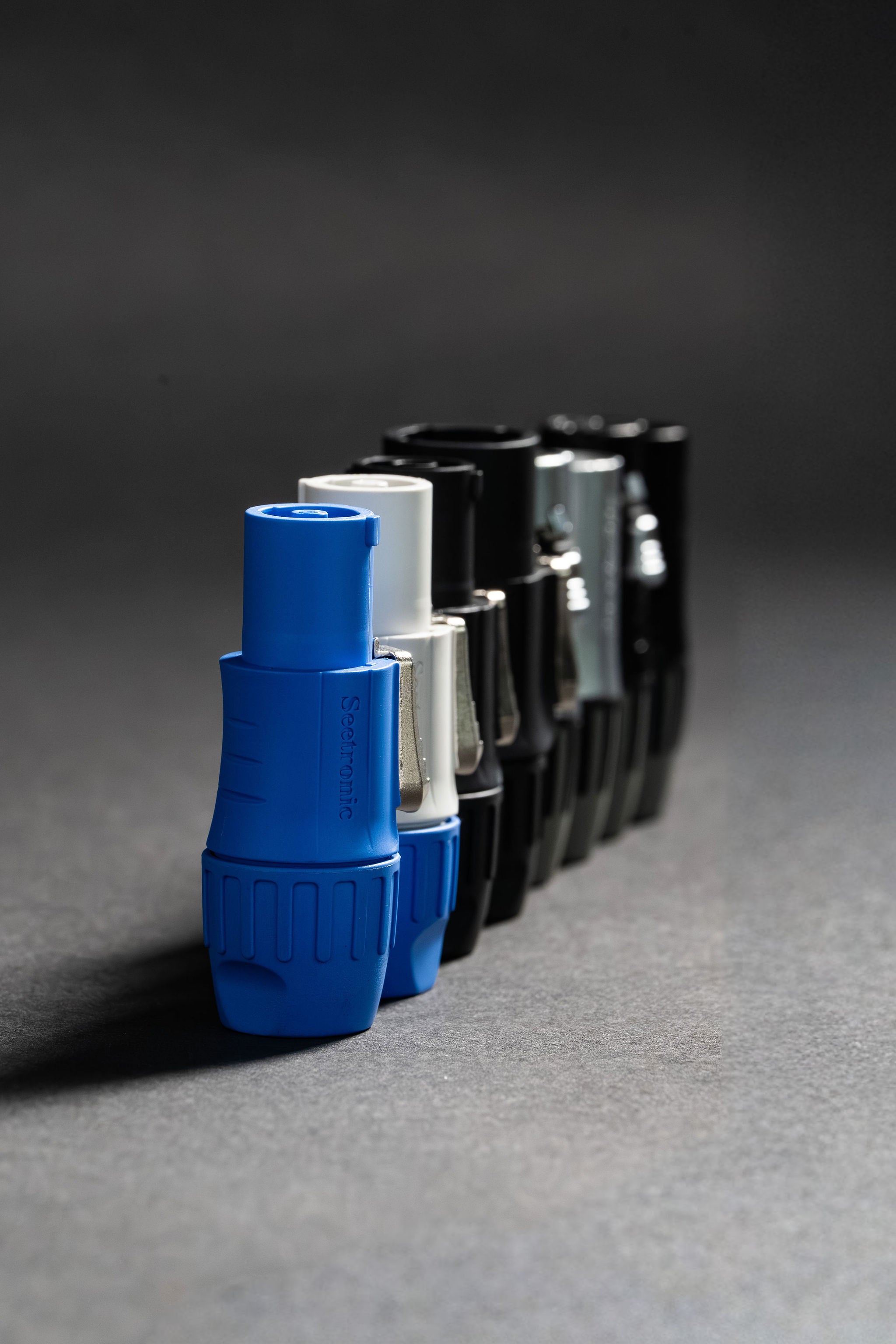 Shop Seetronic Connectors | Professional Audio Hardware – GIGLIFE